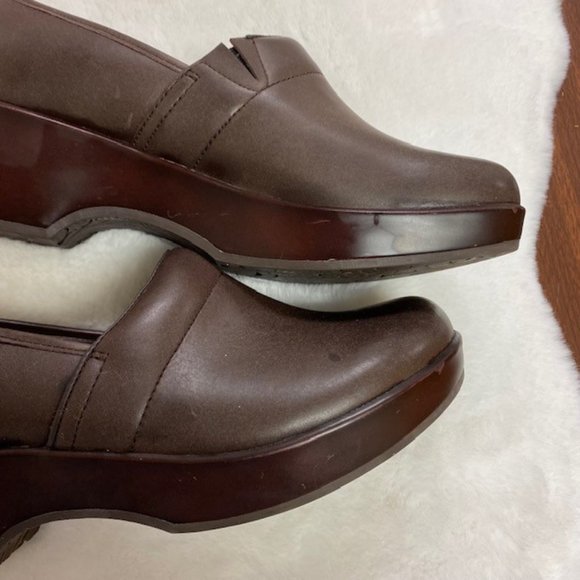 LIKE NEW JBU by Jambu CORDOBA Brown Clogs, size 10M - Picture 10 of 13